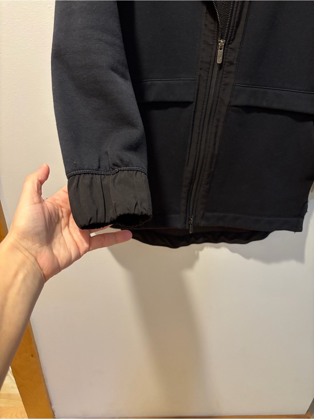 lululemon athletica Black Zip-Up Sweatshirt Jacket - Picture 5 of 6